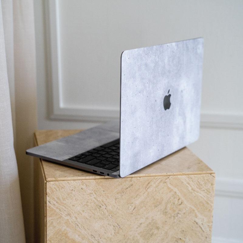 Woven MacBook Case